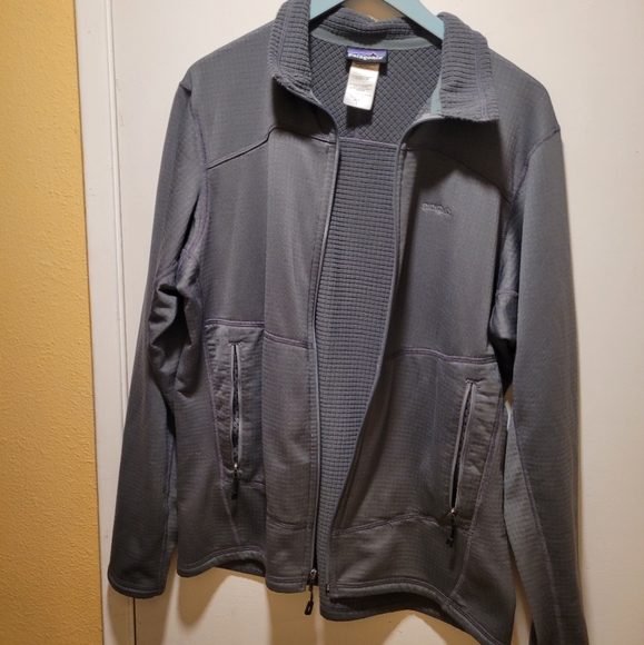 Patagonia long sleeve - Picture 7 of 10